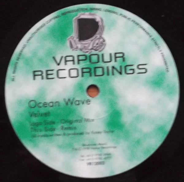 Ocean Wave – Velvet
