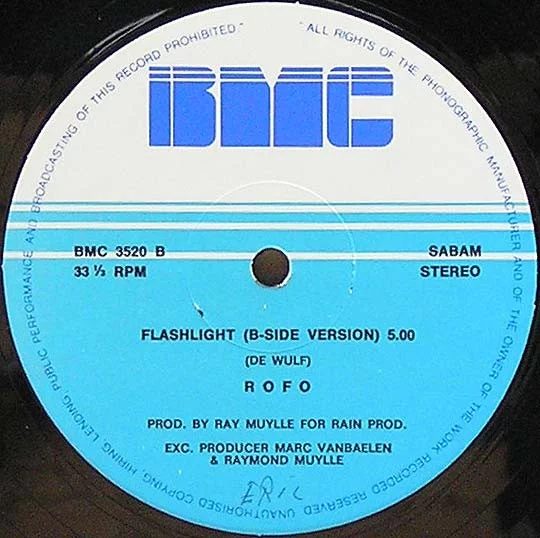 Rofo – Flashlight On A Disconight